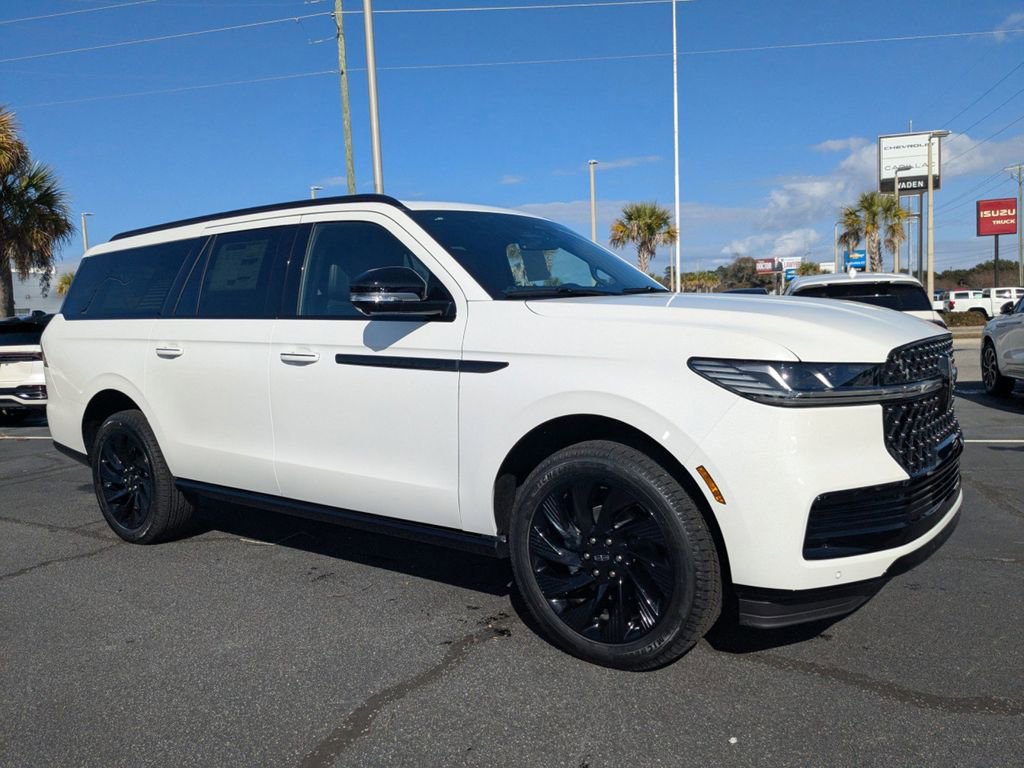 New 2026 Lincoln Navigator L Reserve w/ Jet Appearance Package image 2