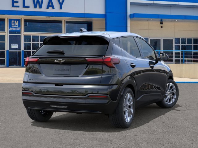 New 2027 Chevrolet Bolt LT w/ Comfort Package FWD image 5