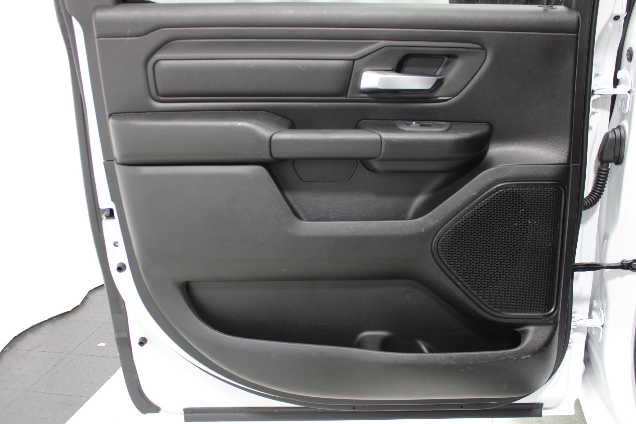 Used 2025 RAM 1500 Tradesman w/ Night Edition AWD/4WD image 14