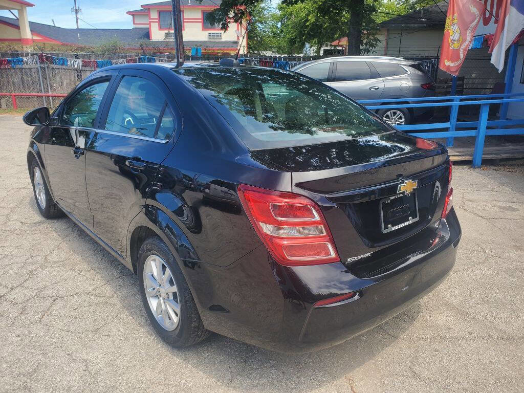 Used 2019 Chevrolet Sonic LT FWD image 5
