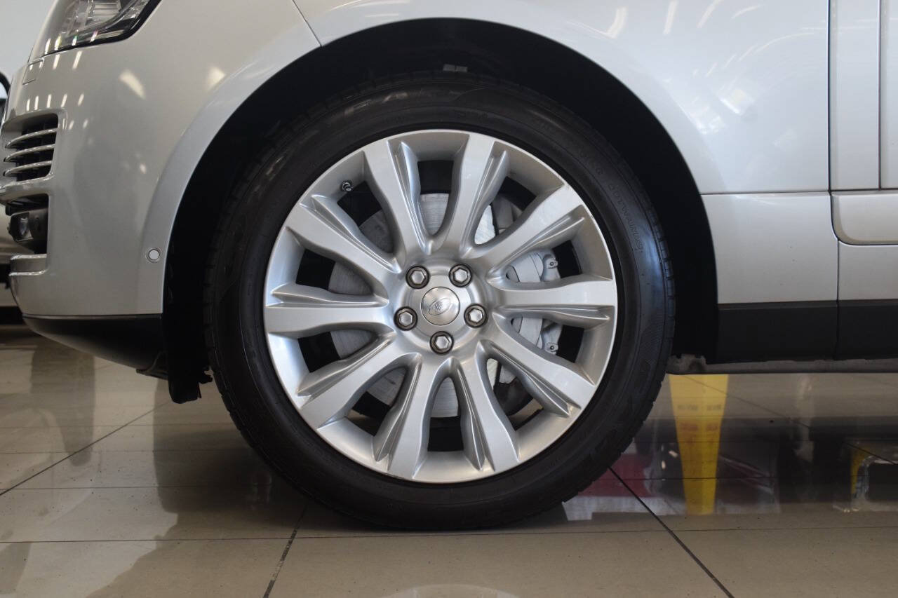 Used 2014 Land Rover Range Rover Supercharged AWD/4WD image 12