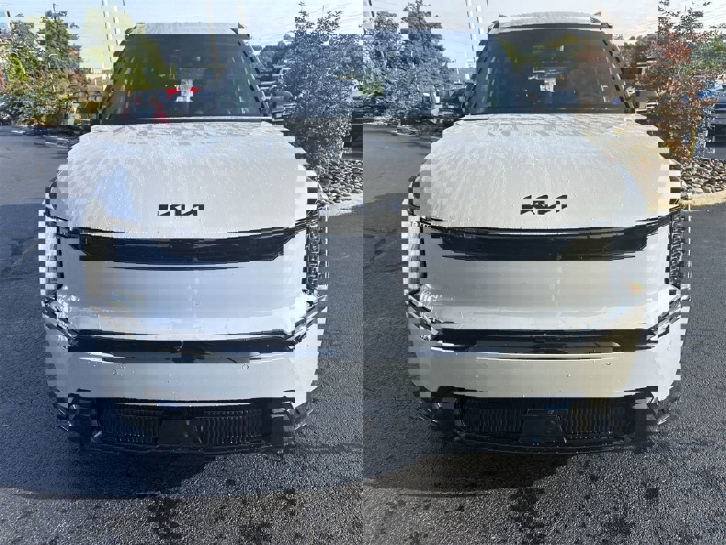 New 2026 Kia EV9 Land w/ Nightfall Edition Package image 2
