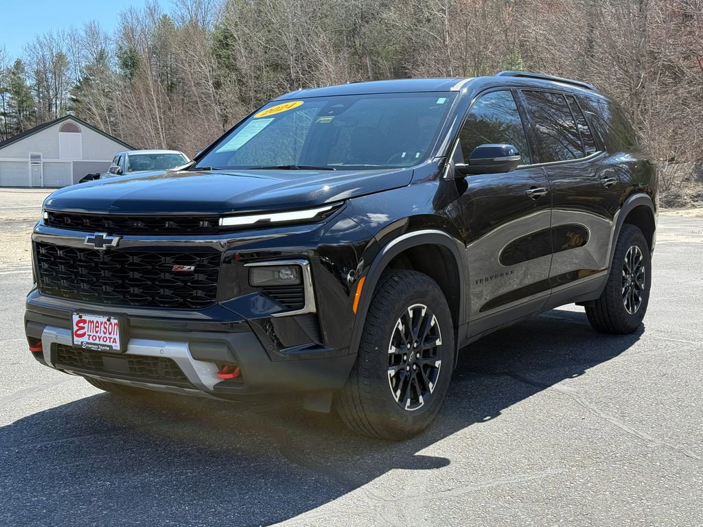 Used 2024 Chevrolet Traverse Z71 w/ Enhanced Driving Package AWD/4WD image 1