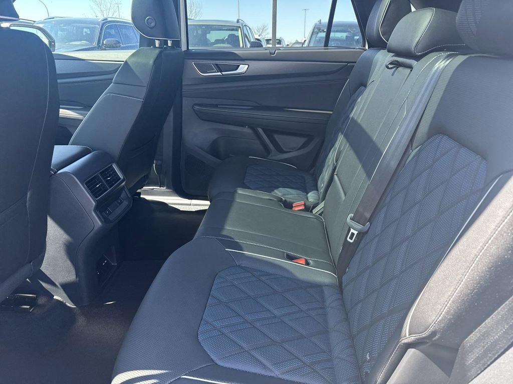 New 2025 Volkswagen Atlas Cross Sport SEL Premium R-Line image 12