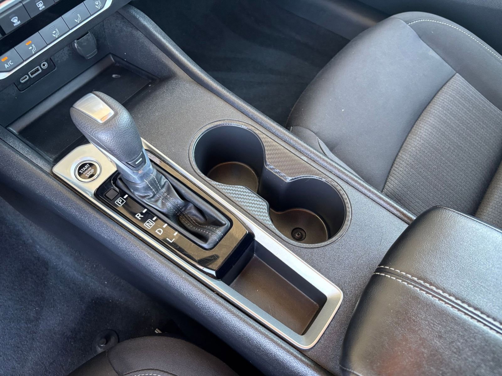 Used 2025 Nissan Altima 2.5 SV FWD image 42