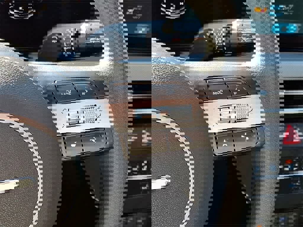 Certified 2025 Hyundai Sonata SE image 19