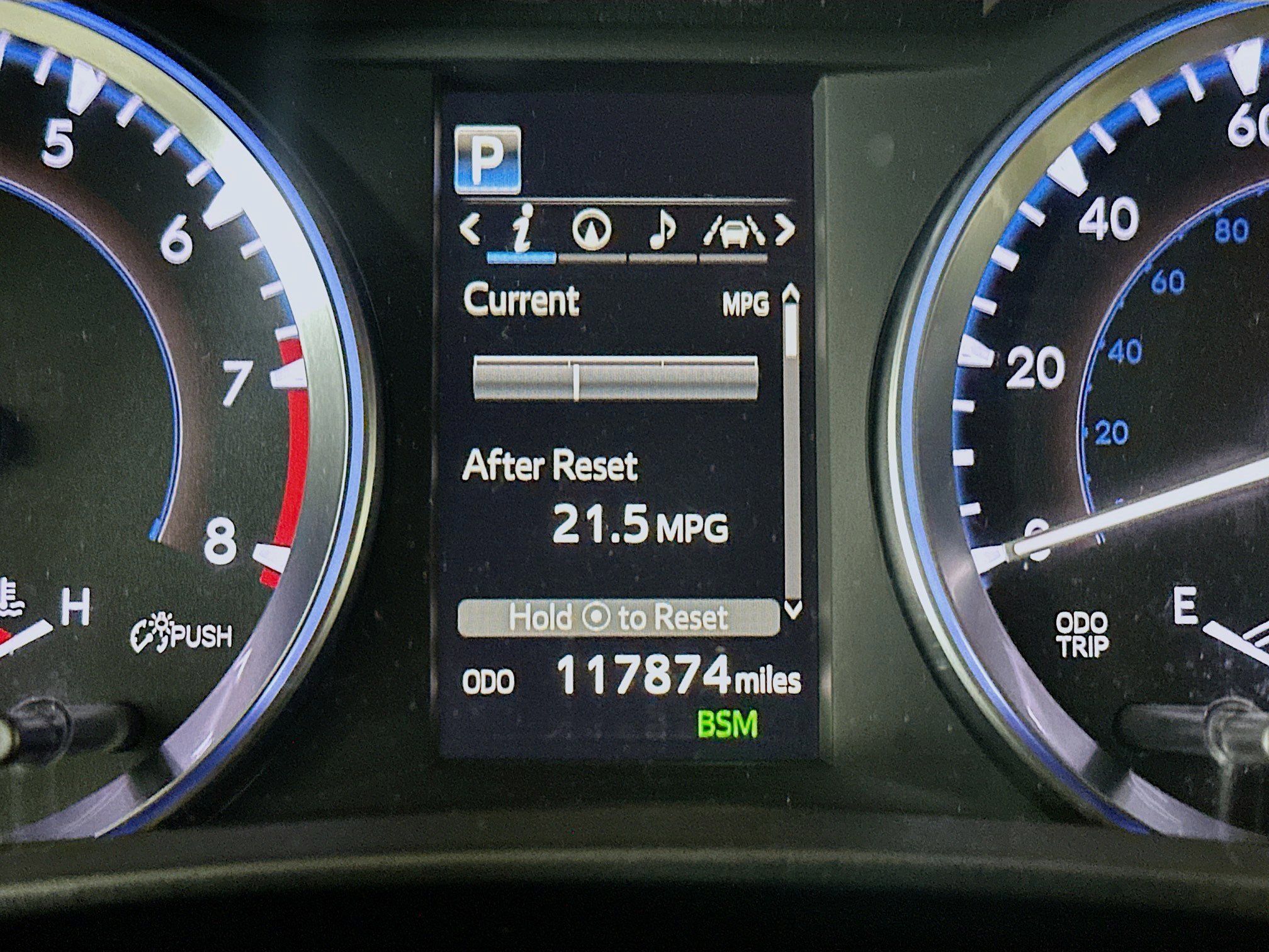 Used 2017 Toyota Highlander XLE FWD image 19