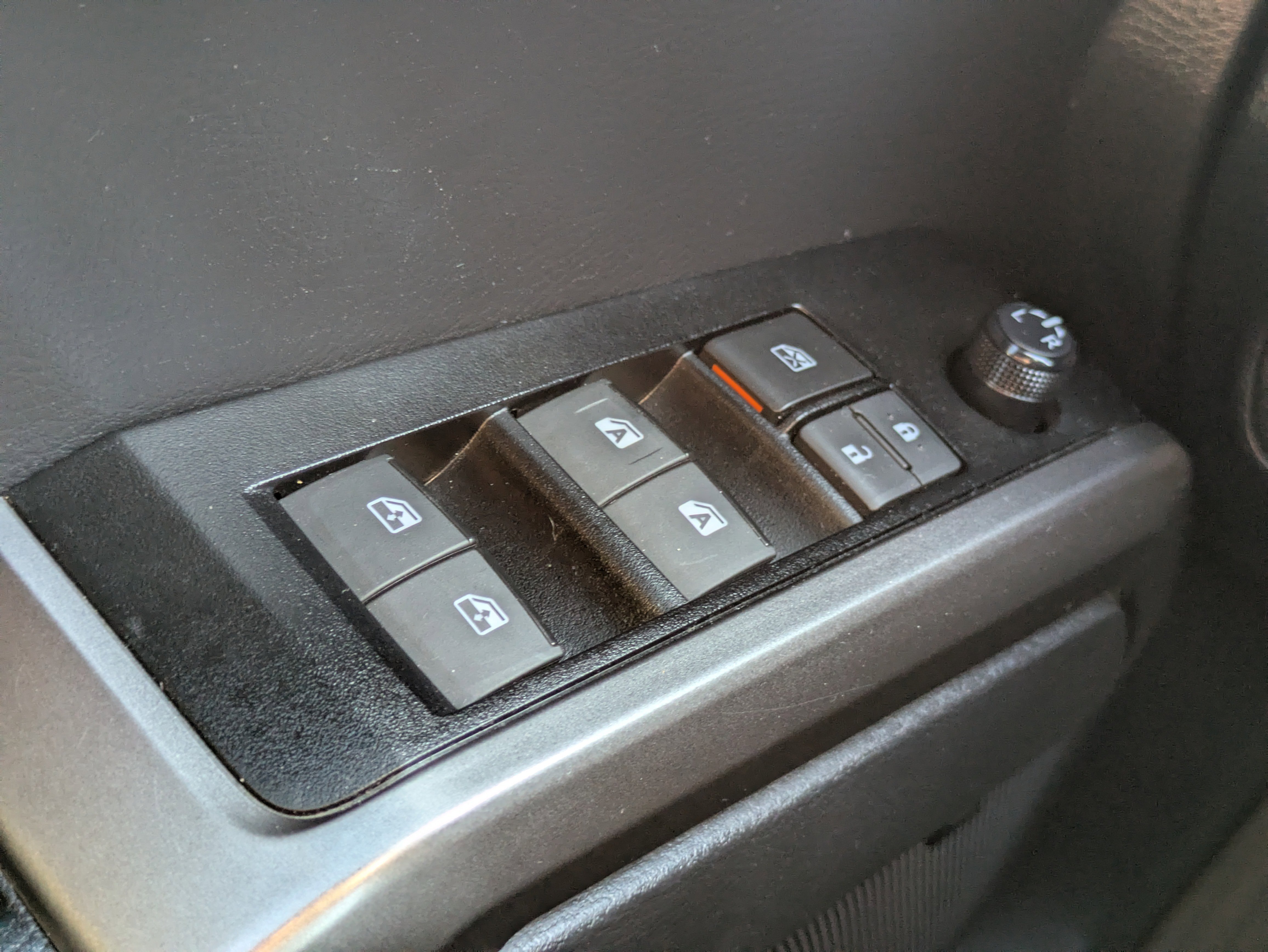 Used 2023 Toyota Tacoma Limited image 14