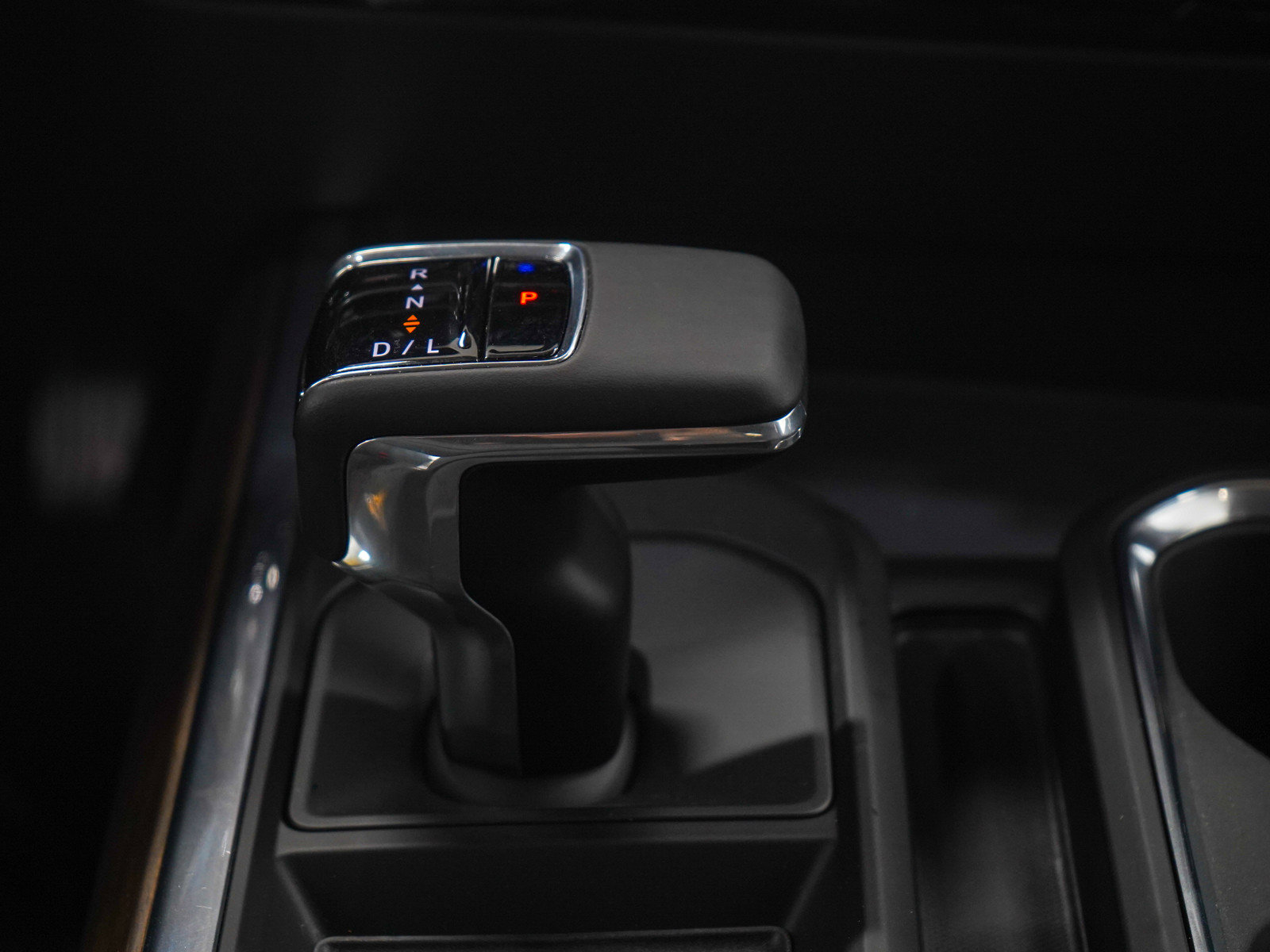Used 2026 Chevrolet Silverado 1500 High Country w/ Midnight Edition AWD/4WD image 20
