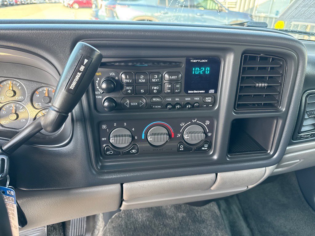 Used 2002 Chevrolet Tahoe LS image 11