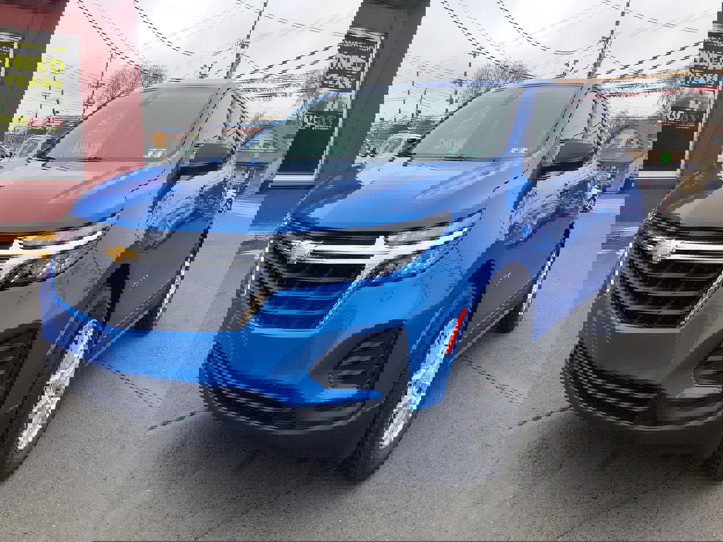 Used 2024 Chevrolet Equinox LS w/ LS Convenience Package image 3