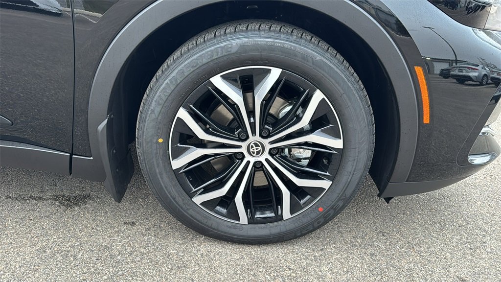 New 2026 Toyota Crown XLE image 12