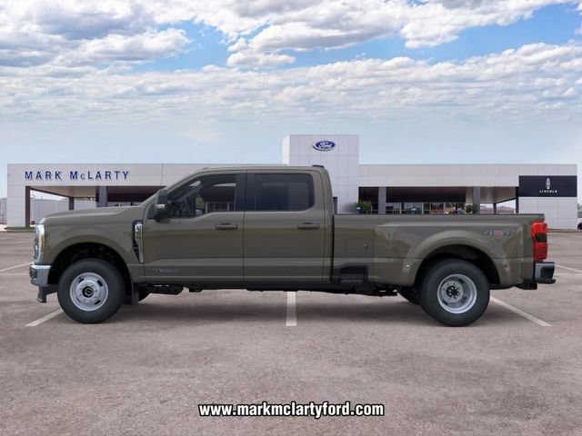 New 2026 Ford F350 XLT w/ XLT Premium Package AWD/4WD image 3