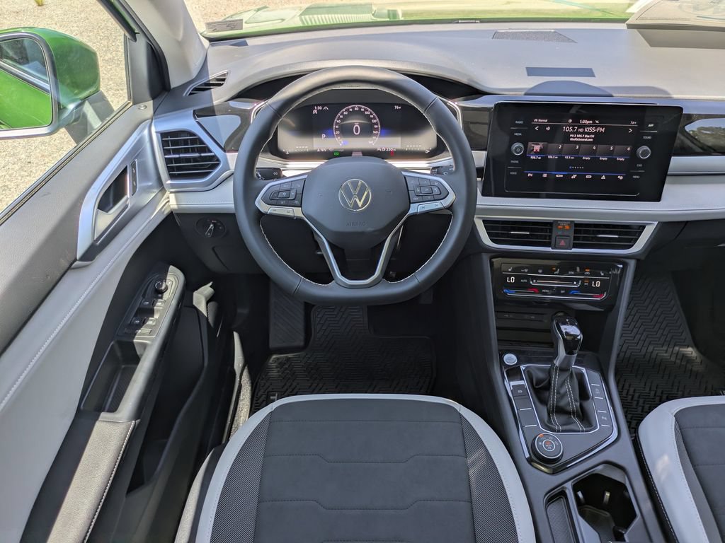 New 2026 Volkswagen Taos SE AWD/4WD image 16