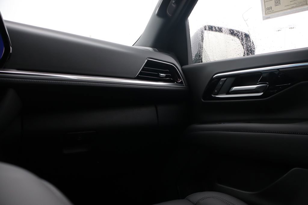 New 2026 Chevrolet Suburban LT image 41