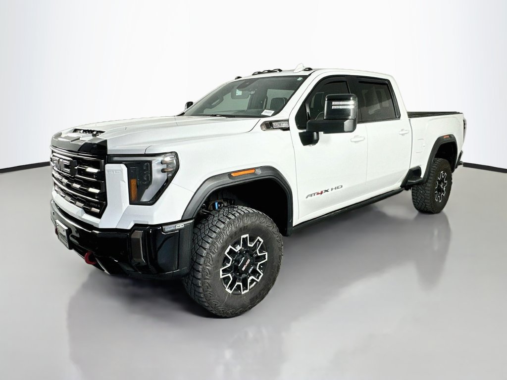 Used 2024 GMC Sierra 2500 AT4X AWD/4WD image 3