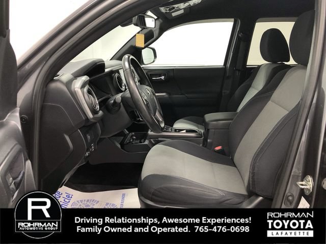 Used 2020 Toyota Tacoma TRD Off-Road w/ Technology Package AWD/4WD image 12