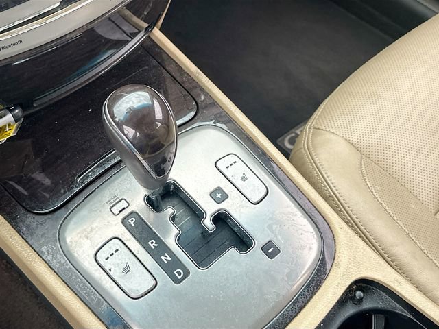 Used 2011 Hyundai Genesis 3.8 RWD image 16