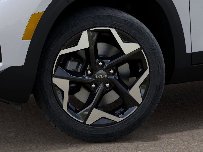 New 2025 Kia Seltos S image 9