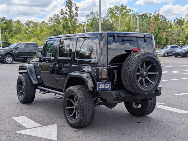 Used 2012 Jeep Wrangler Unlimited Sahara AWD/4WD image 8
