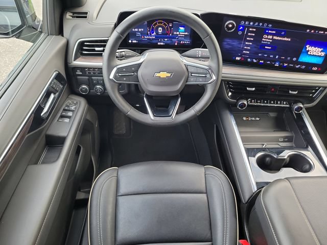 Certified 2025 Chevrolet Suburban Premier RWD image 19