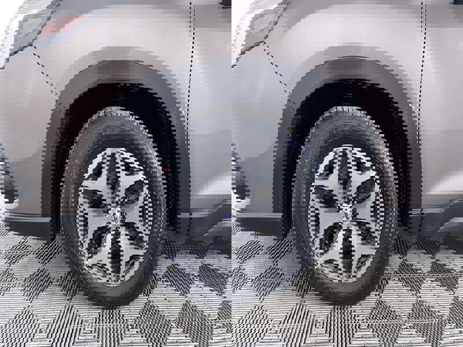 Used 2023 Subaru Forester Premium image 25