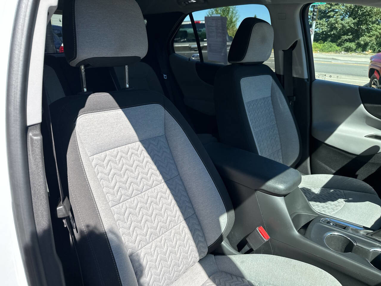 Used 2023 Chevrolet Equinox LS w/ LS Convenience Package image 14