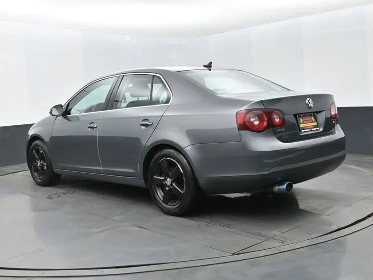 Used 2008 Volkswagen Jetta SE FWD image 9