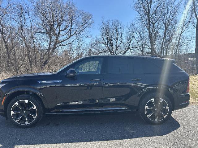 New 2025 Cadillac Escalade IQ Sport 1 w/ Smart Trailering package AWD/4WD image 2