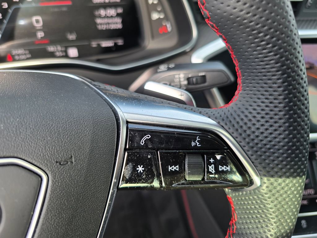 Used 2025 Audi S6 Prestige image 25