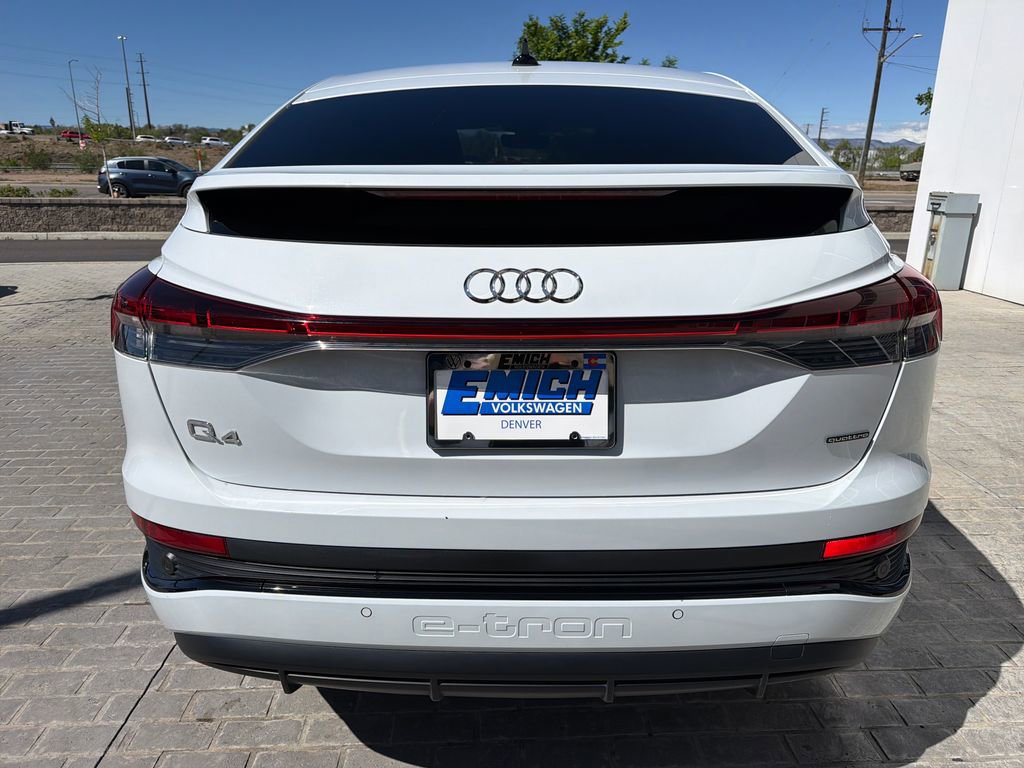 Used 2024 Audi Q4 e-tron Premium Plus w/ Premium Plus image 4