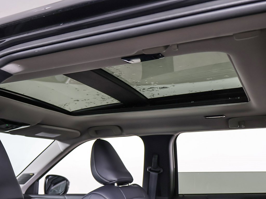 New 2025 Mitsubishi Outlander SE image 20