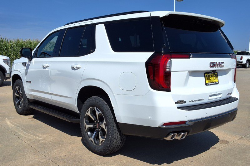 New 2026 GMC Yukon AT4 AWD/4WD image 6