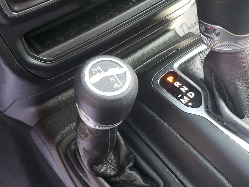 Certified 2023 Jeep Gladiator Mojave AWD/4WD image 29