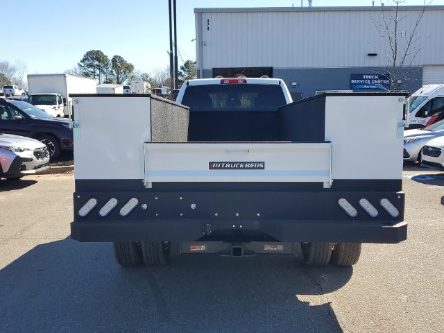 New 2026 RAM 5500 Tradesman w/ Chrome Appearance Group AWD/4WD image 5
