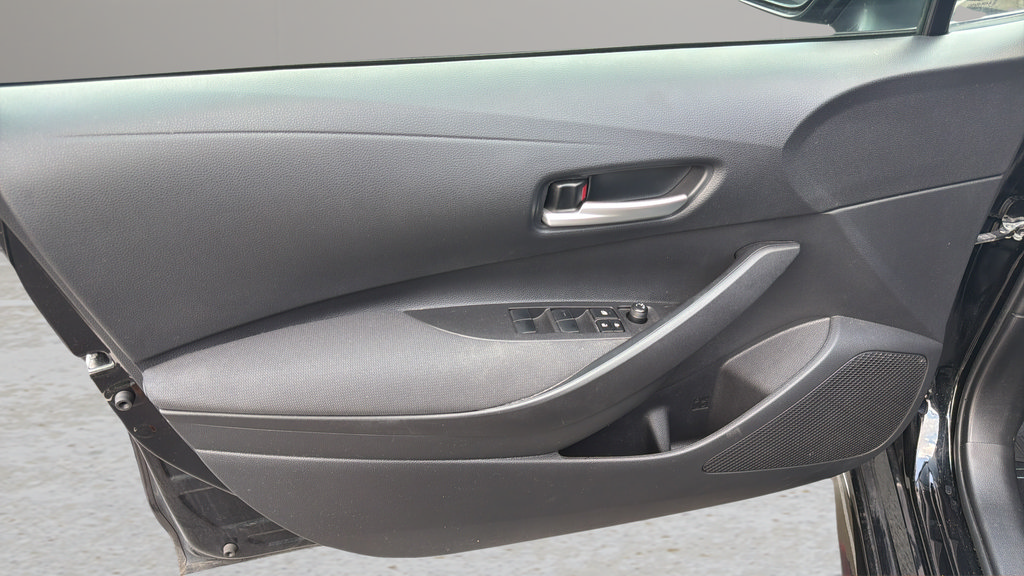Used 2026 Toyota Corolla SE FWD image 10