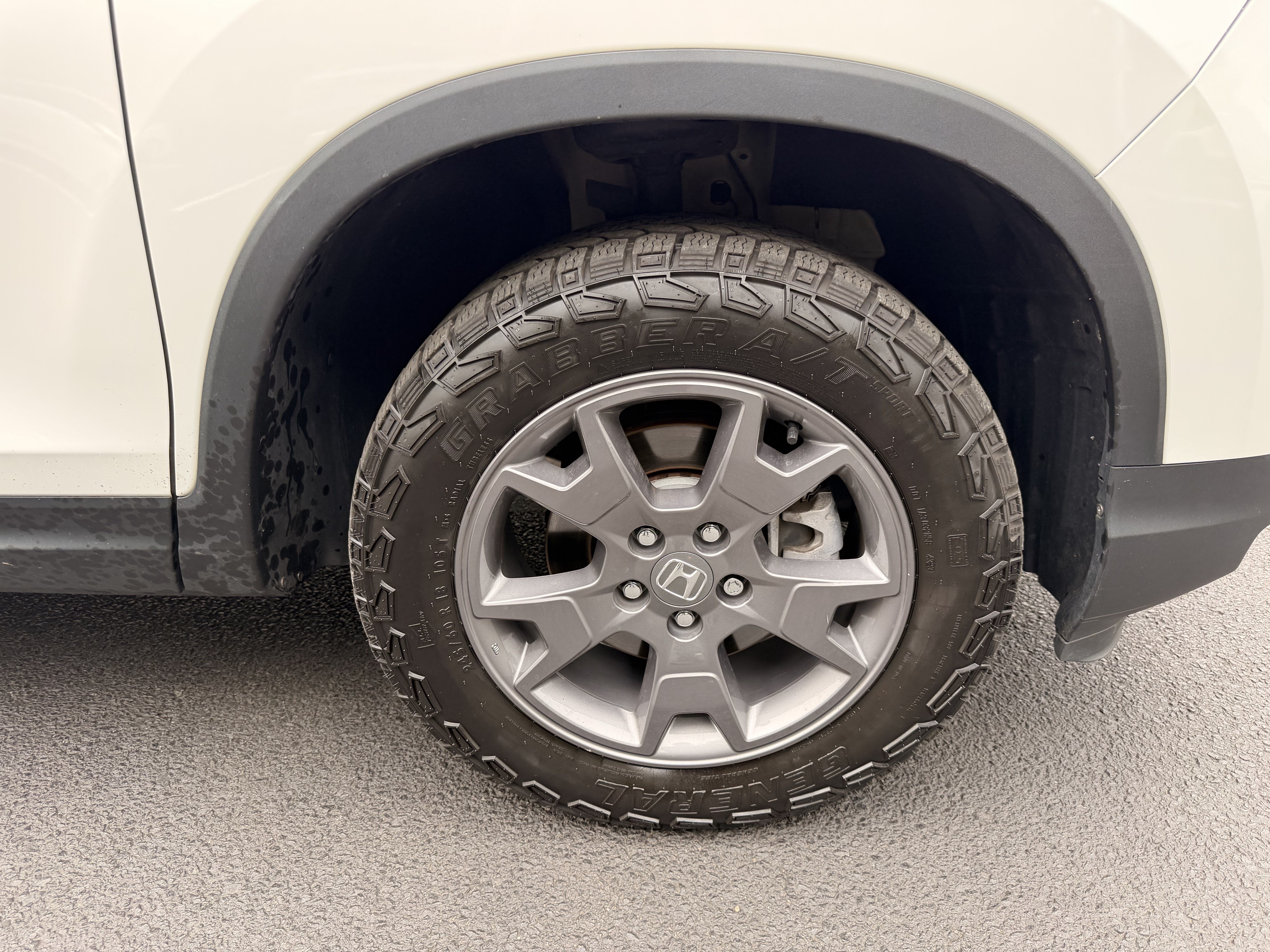 Used 2024 Honda Passport TrailSport image 9