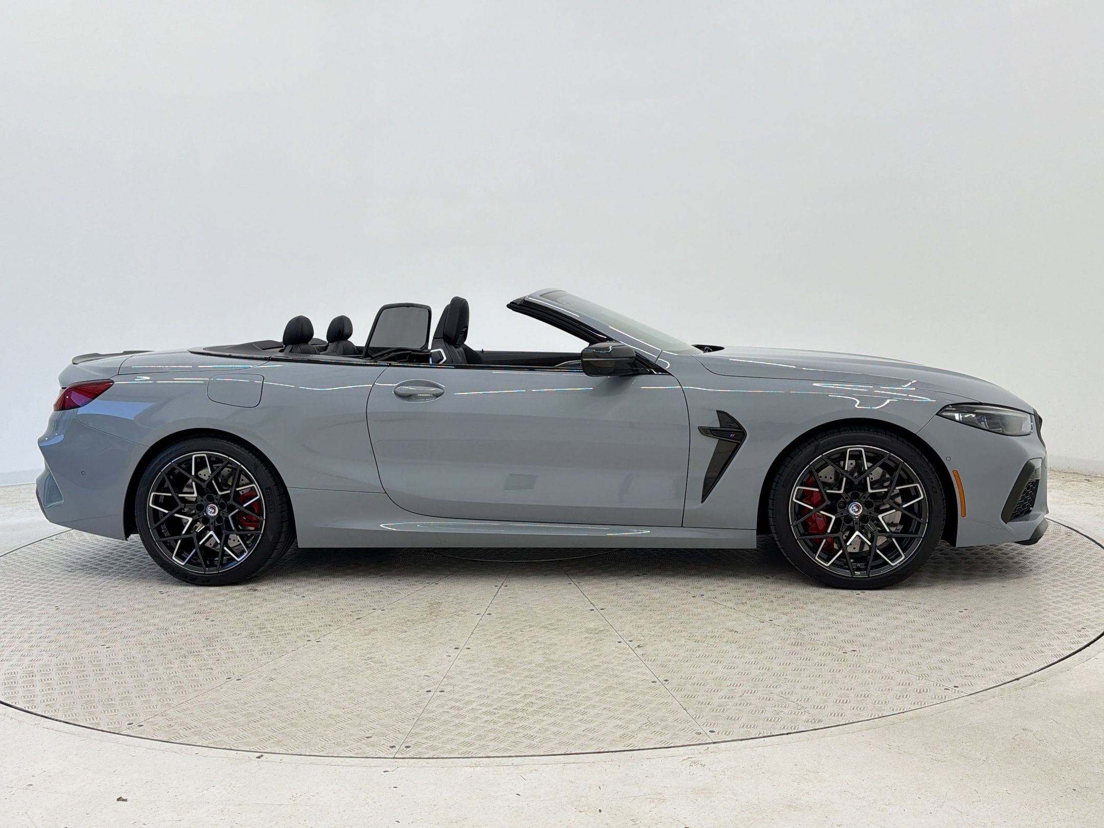 Used 2023 BMW M8 Competition w/ M Carbon Exterior Package AWD/4WD image 8