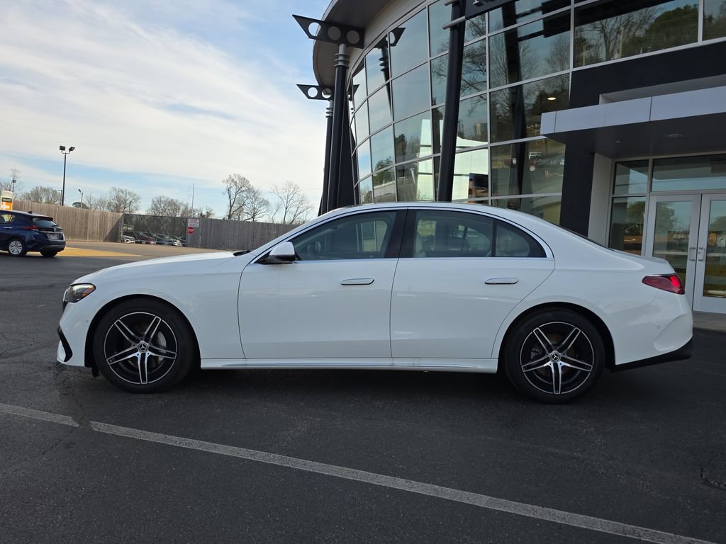 New 2026 Mercedes-Benz E 350 4MATIC Sedan image 2