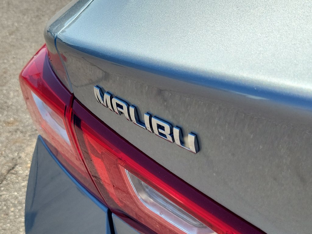 Used 2024 Chevrolet Malibu LS FWD image 32
