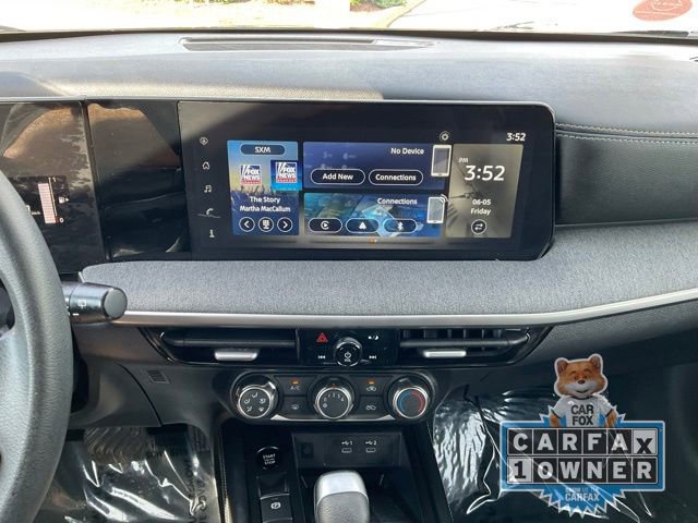 Used 2025 Nissan Kicks SV w/ Illumination Package AWD/4WD image 18