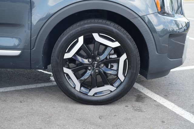Used 2023 Kia Telluride S FWD image 47