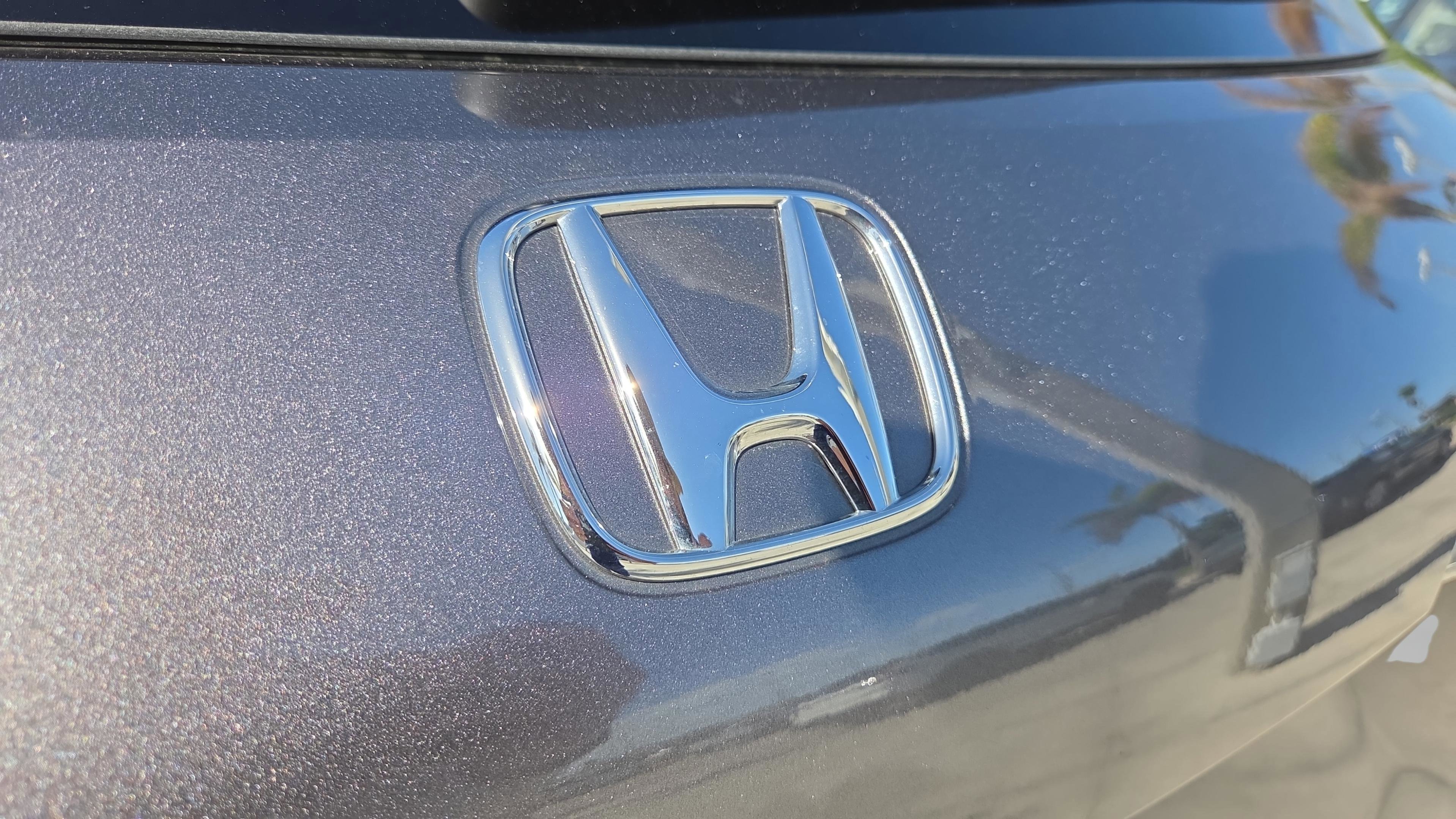 Certified 2025 Honda HR-V EX-L image 37