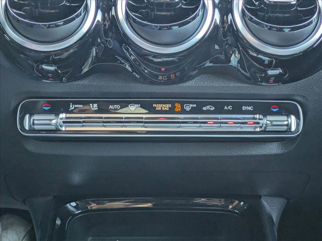 Certified 2025 Mercedes-Benz GLB 250 4MATIC image 15