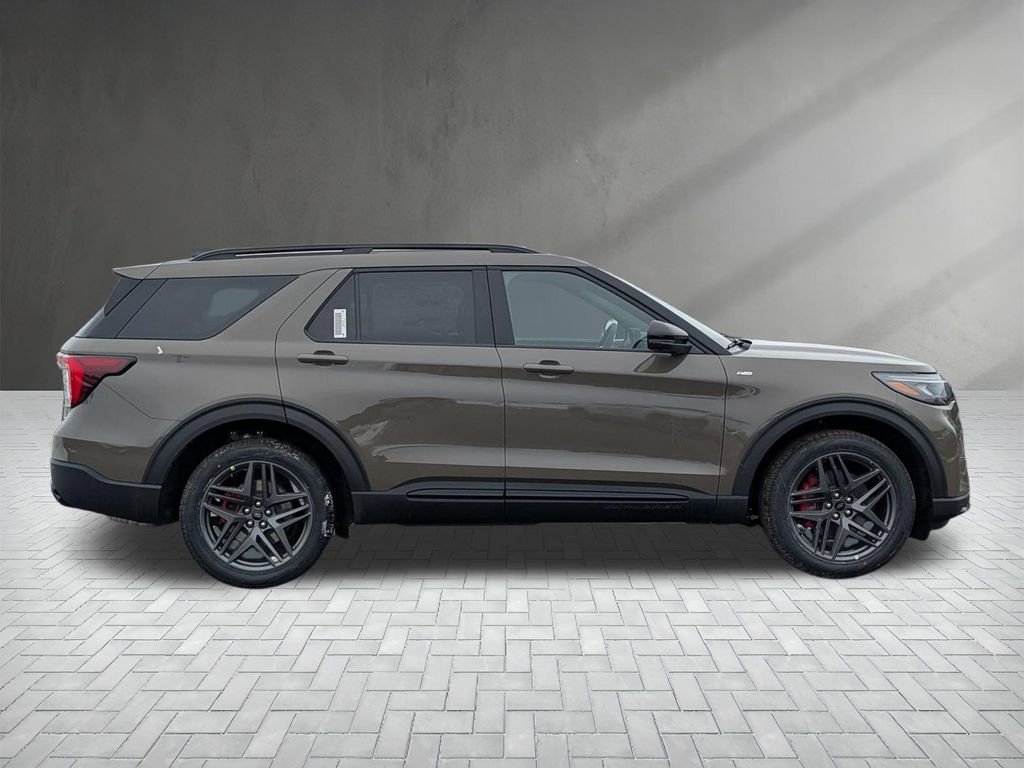 New 2026 Ford Explorer ST-Line w/ ST-Line Street Pack image 10