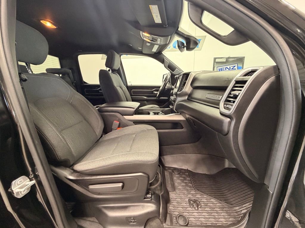 Used 2019 RAM 1500 Big Horn AWD/4WD image 19