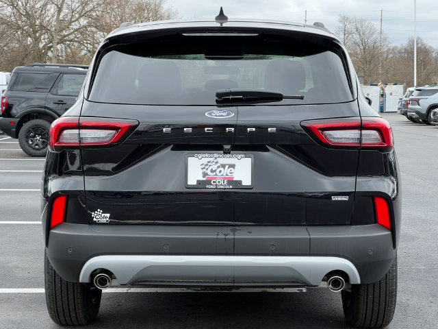 New 2024 Ford Escape SE FWD image 37