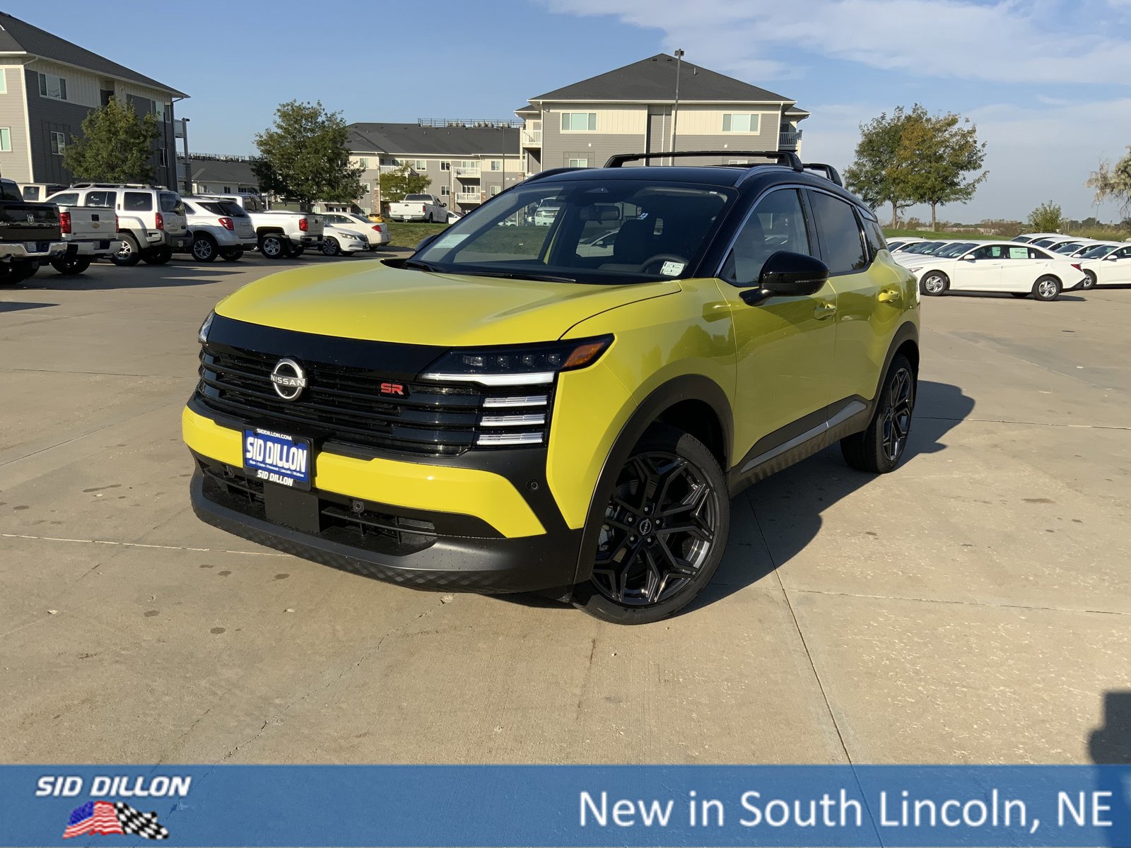 New 2026 Nissan Kicks SR w/ Cold Weather Package