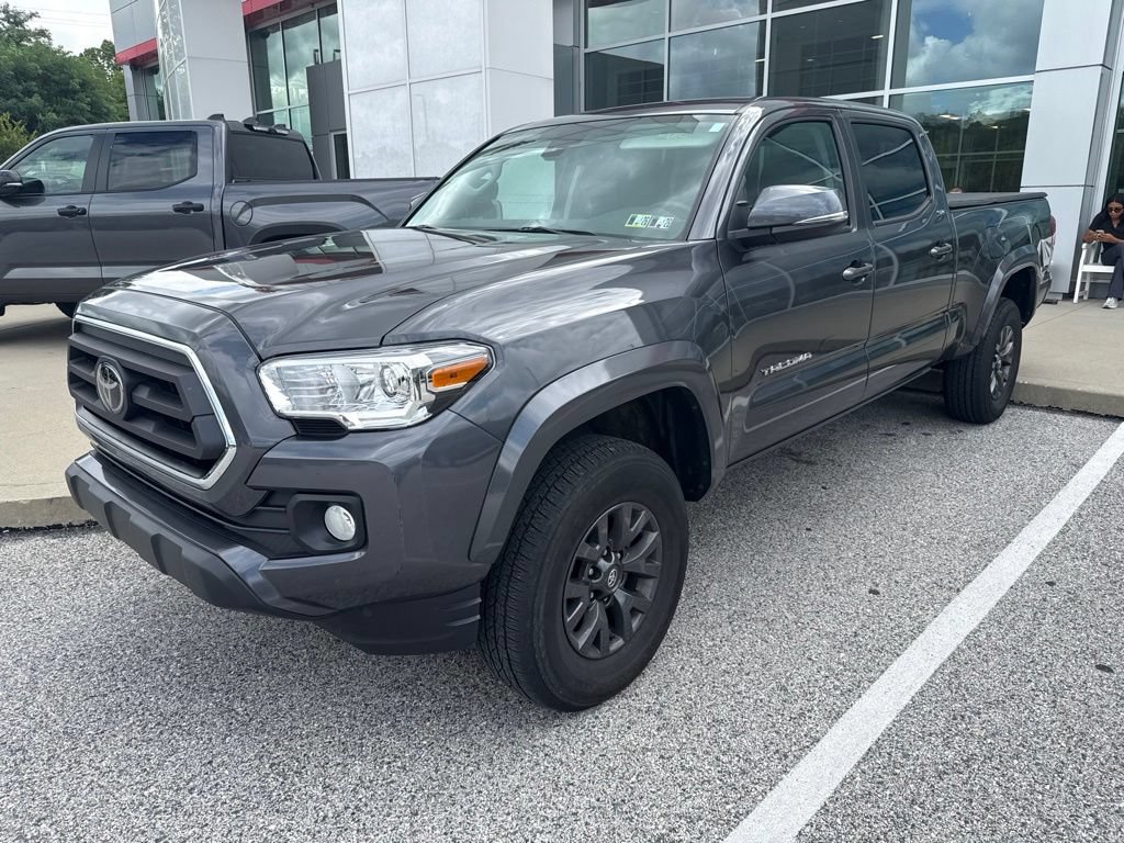 Used 2023 Toyota Tacoma SR5 w/ Technology Package AWD/4WD image 2