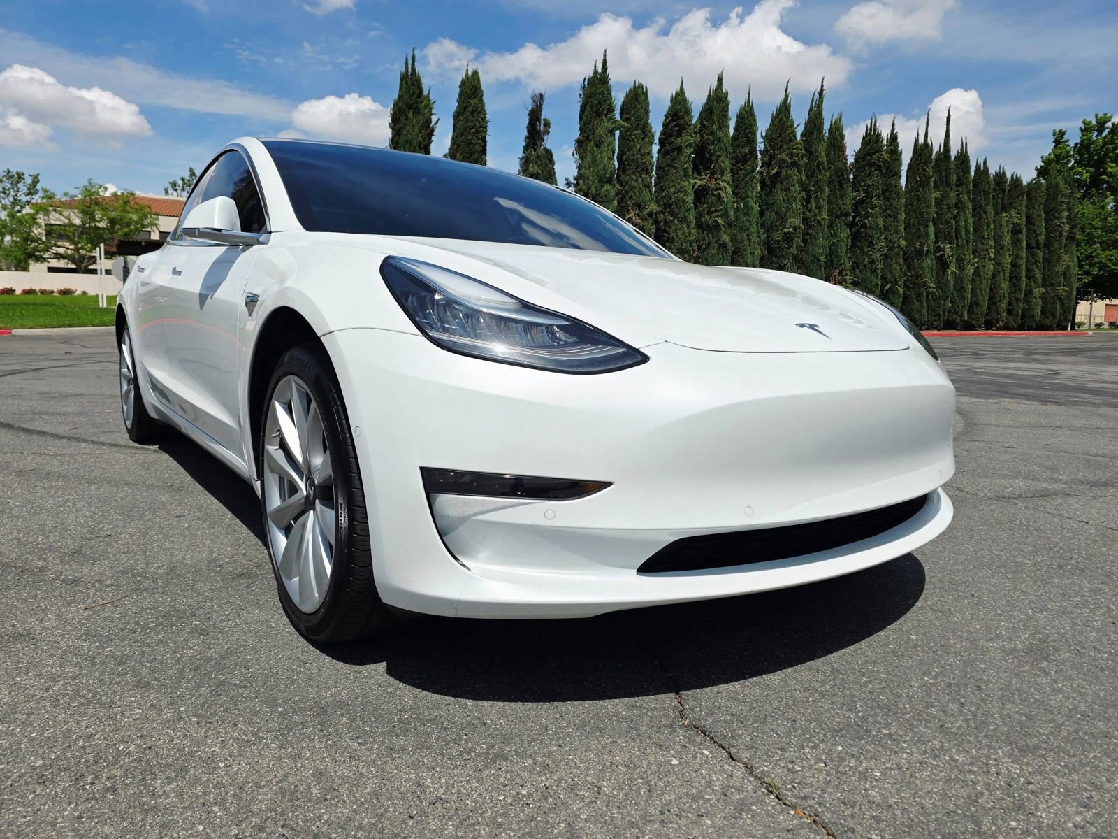 Used 2017 Tesla Model 3 Long Range RWD image 2